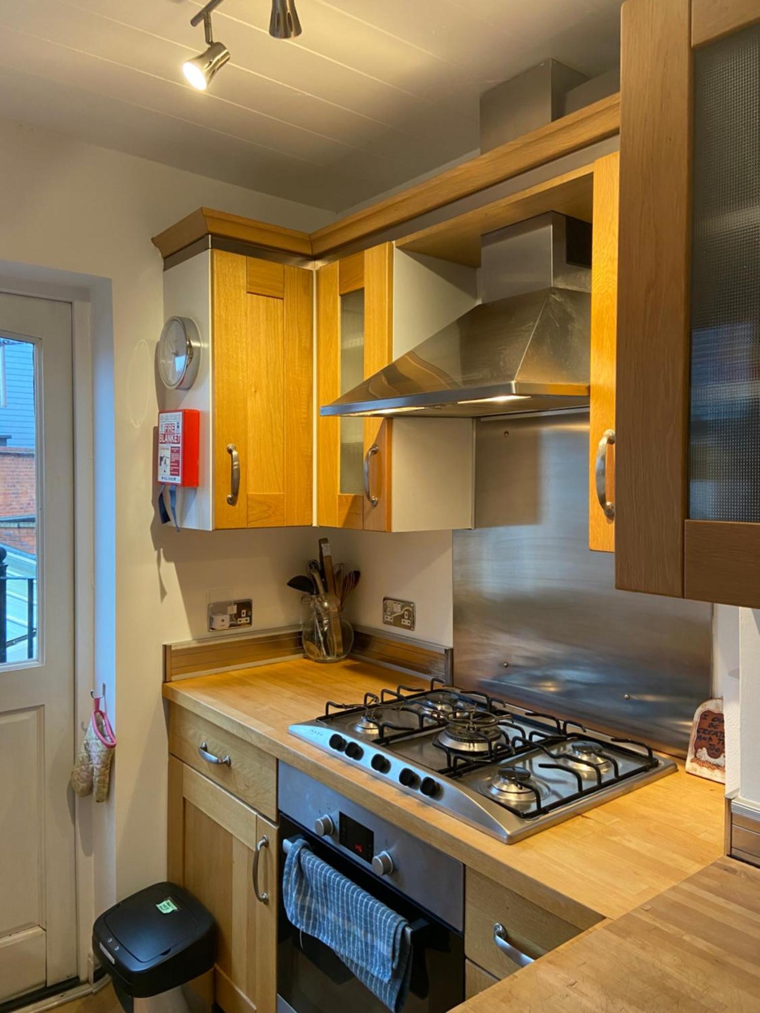 Deluxe Three Bed Bnb In Henley-On-Thames Near Station River & Town Centre Exterior photo
