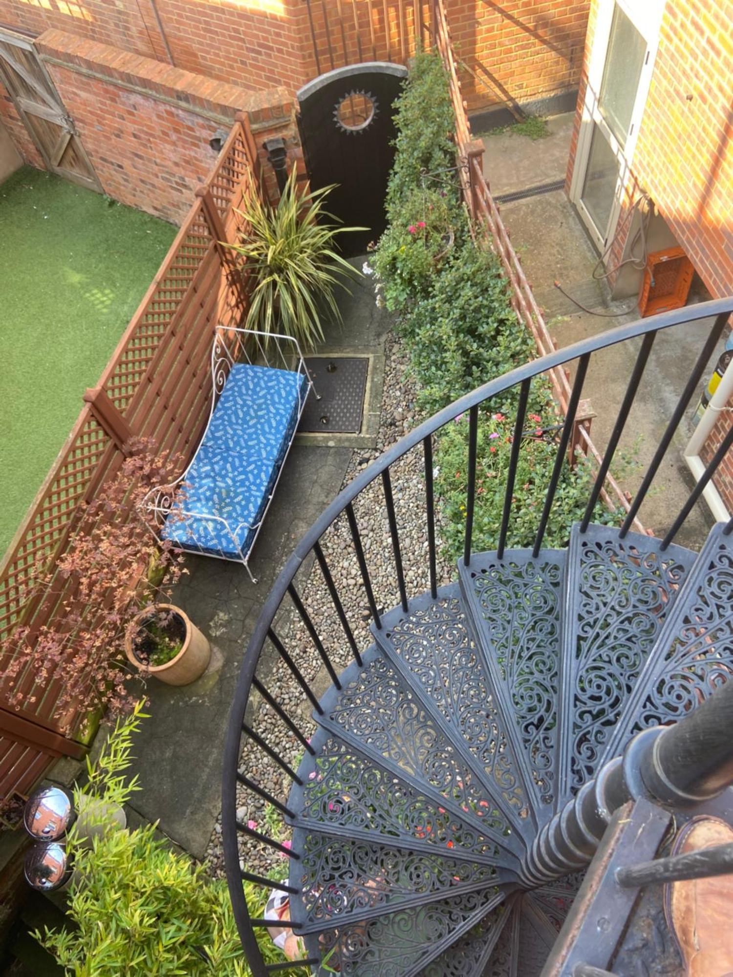 Deluxe Three Bed Bnb In Henley-On-Thames Near Station River & Town Centre Exterior photo
